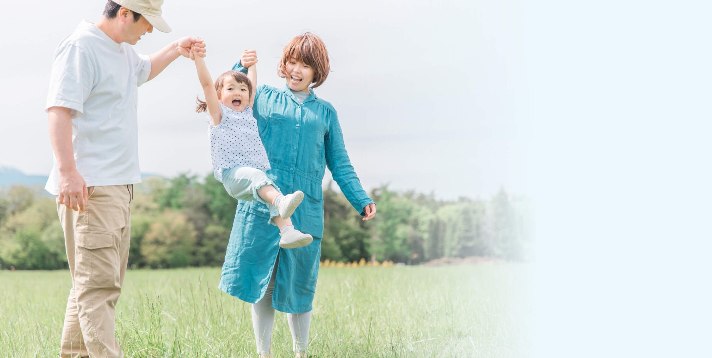 小さな変化にしっかり向き合う お子さまの かかりつけ医へ 地域の皆さまとともに歩いてきた25年以上の経験を生かして
